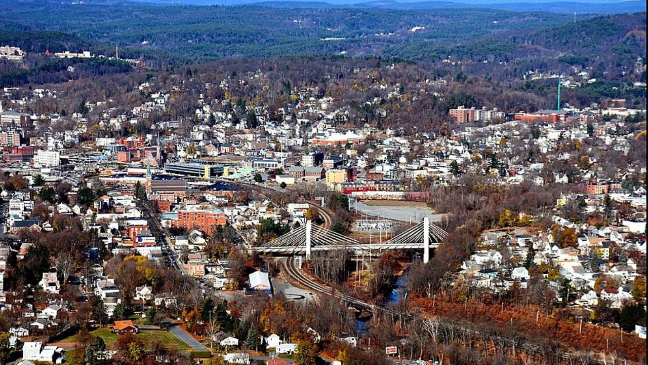 You’ll Never Guess Which City Has the Highest Crime Rate in Massachusetts