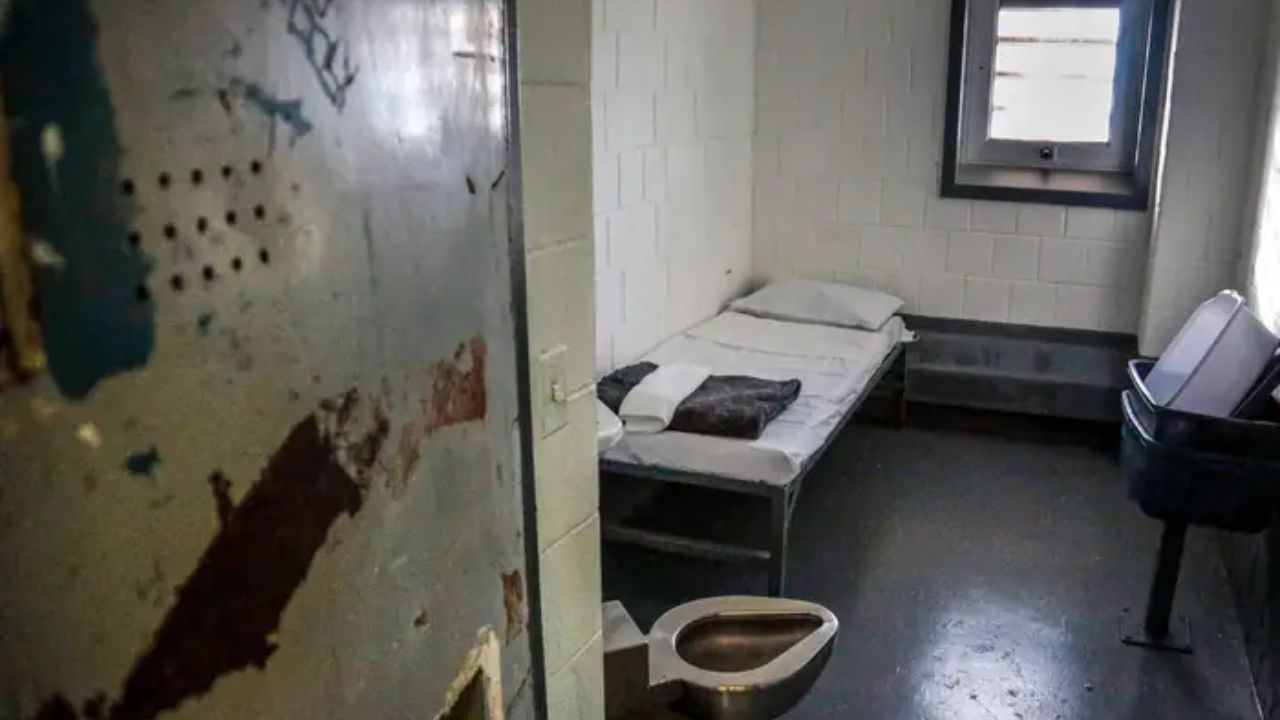 The Story Behind This Abandoned Prison in Virginia is Terrifying